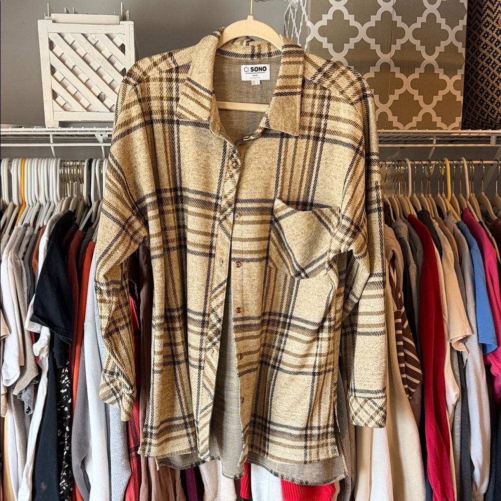 CI Sono Tan Plaid Button-Up Tunic / Shacket